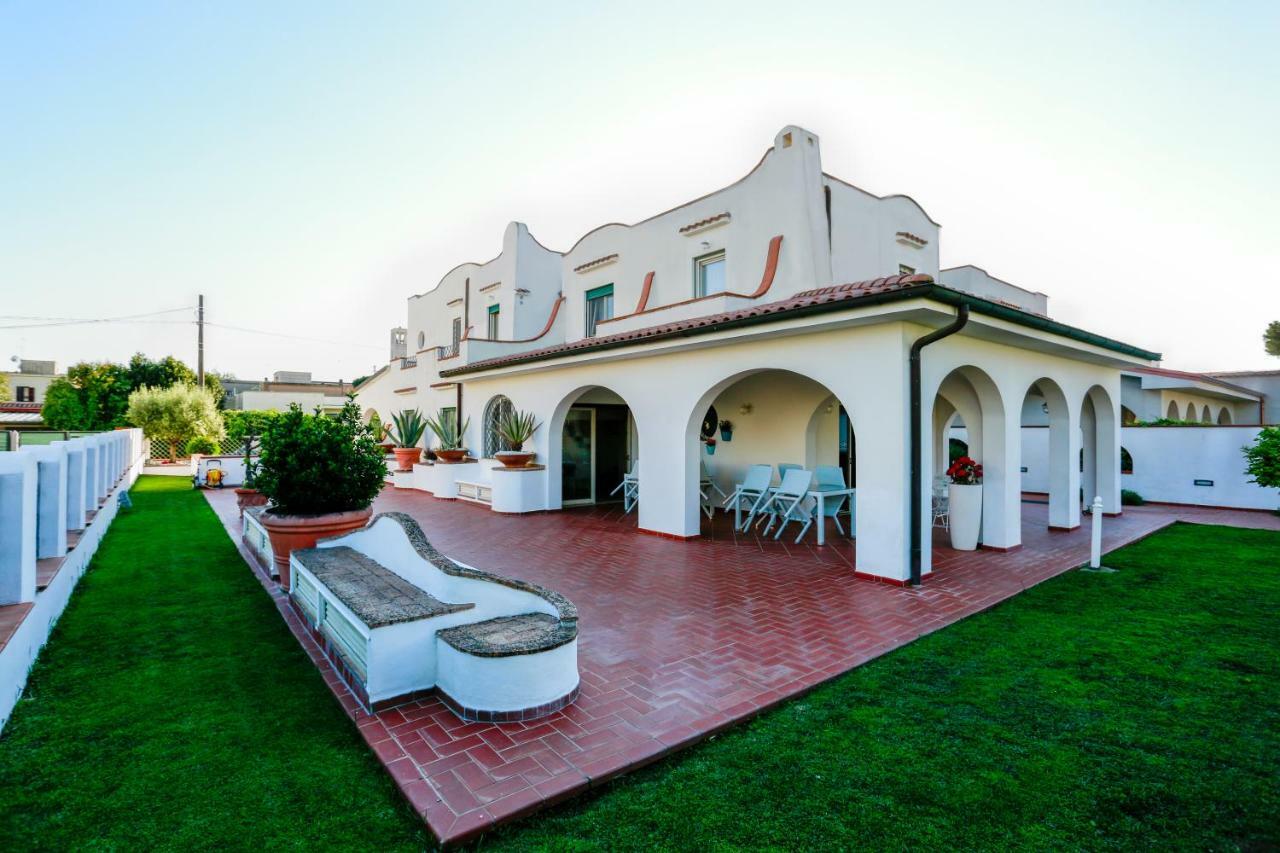 L'Ippocampo Guest House Sabaudia Exterior photo