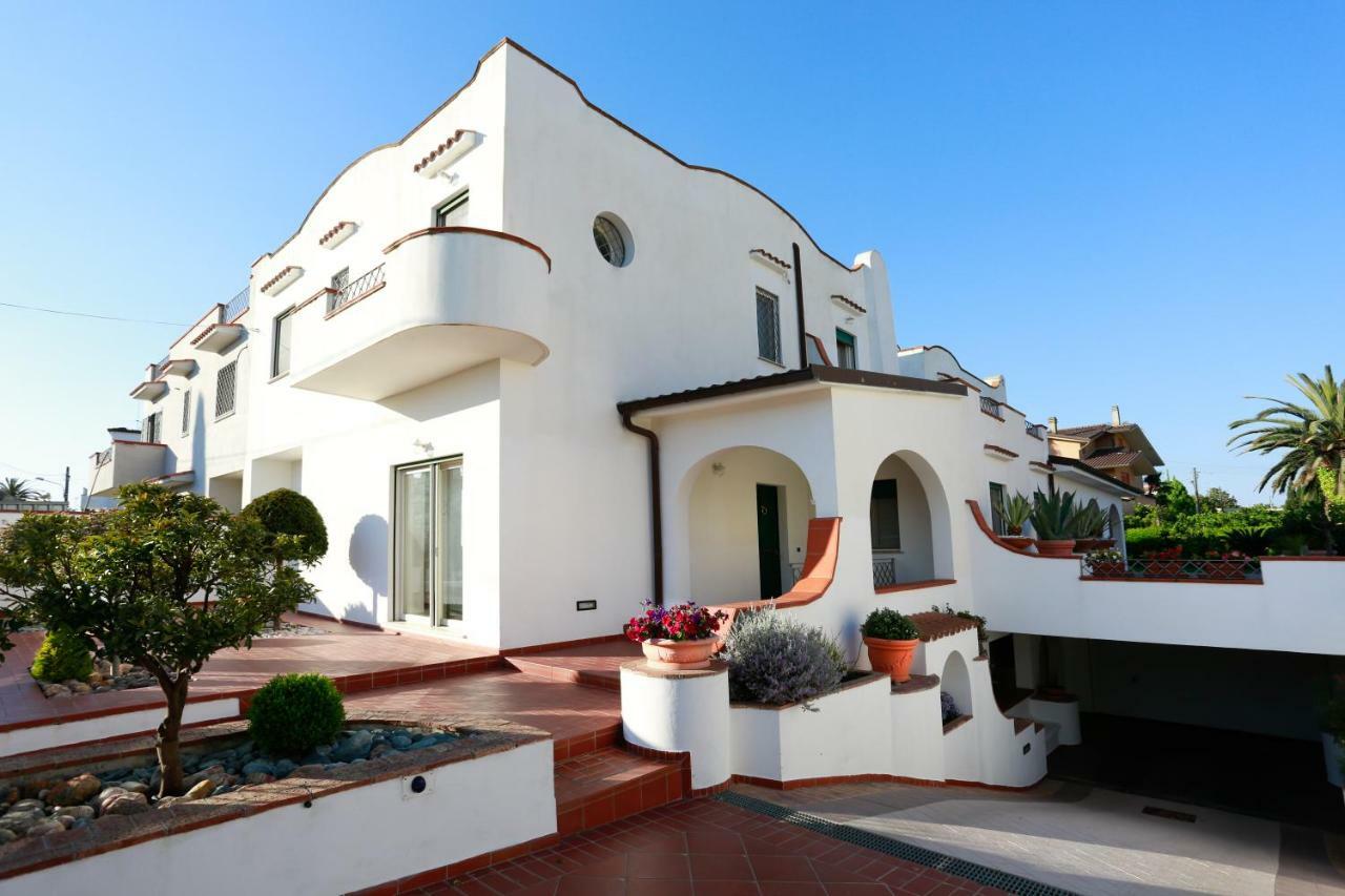 L'Ippocampo Guest House Sabaudia Exterior photo